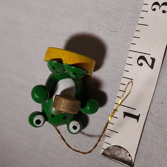 Christmas Ornaments Set of Three Bird House Reindeer Green Frog - Picture 3 of 10